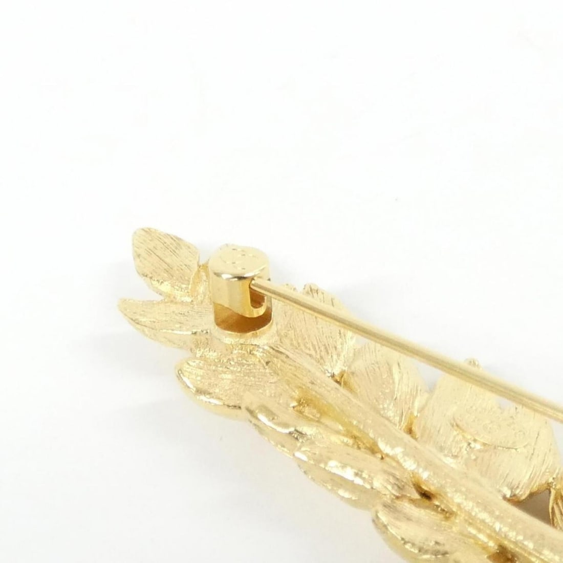 Chanel AB4491 Brooch - 5