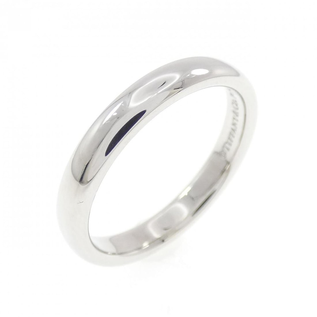 Tiffany & Co. Stacking Band Ring: --- Catalog ---Category: SizeJP Size: 10US Size: 5.5Category: DesignType: Band ringGender: WomenMaterial: Platinum 950Category: GeneralBrand: Tiffany--- Item List ---Section: ConditionRanking: Rank SA