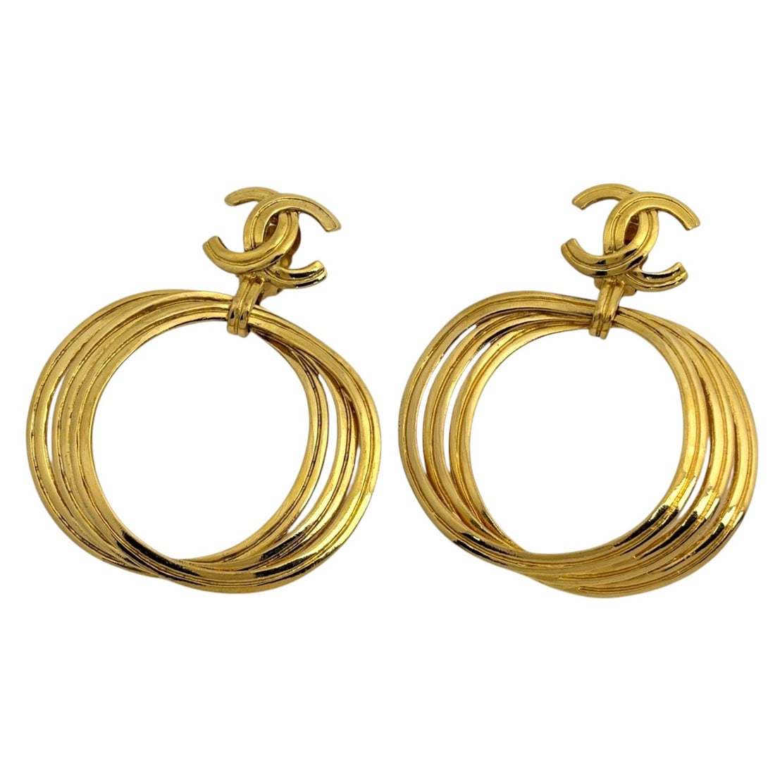 Chanel earrings, Coco Mark design, swing style, large size, for women.: --- Catalog ---Category: SizeSize (HxWxD): 65.00mm x 78.00mm / 2.56'' x 3.07''Category: DesignType: Clip earringsGender: WomenCategory: GeneralBrand: Chanel--- Item List ---Section: ConditionRanking: 