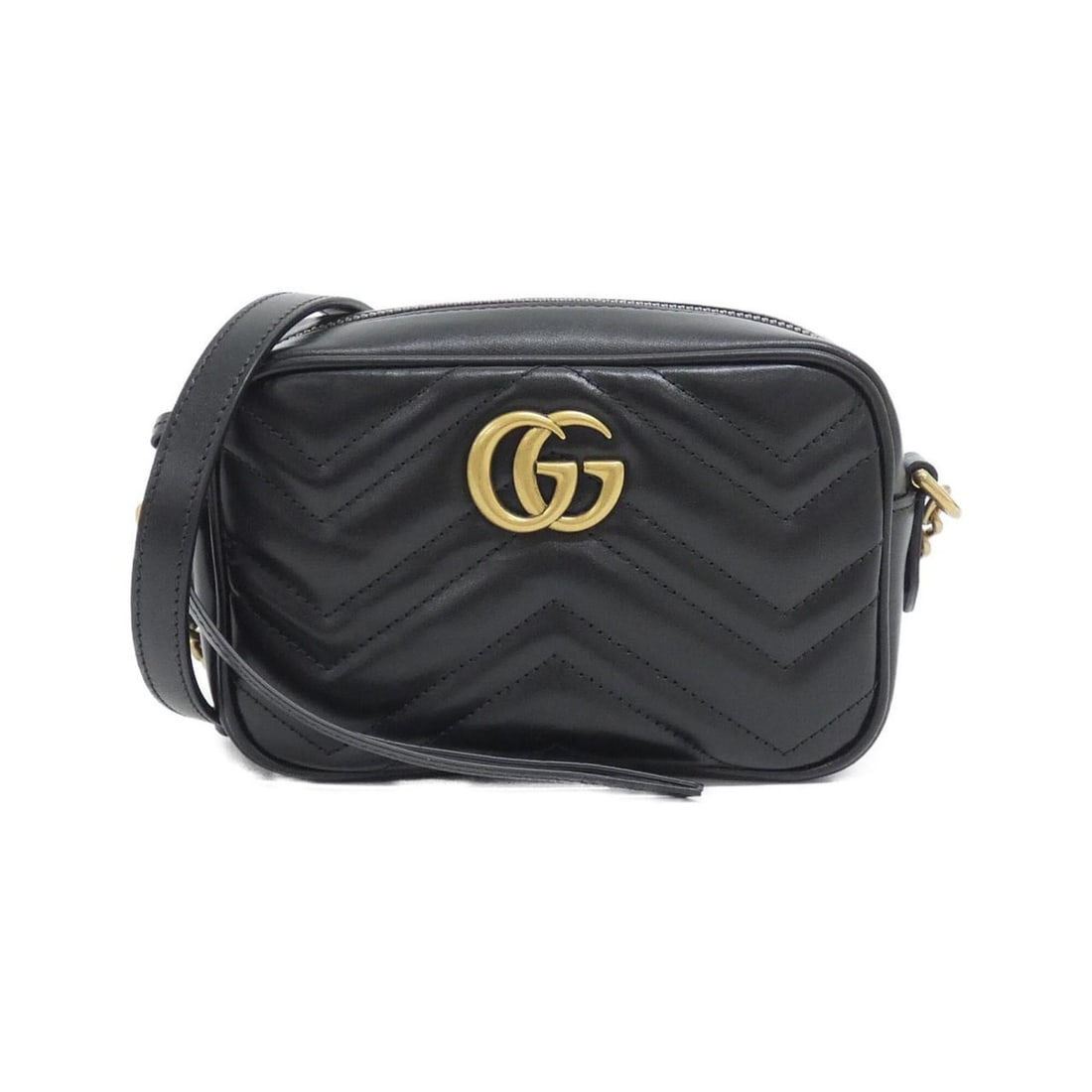 Gucci GG Marmont 448065 DTD1T Shoulder Bag: --- Catalog ---Category: SizeSize (HxWxD): 11cm x 18cm x 6cm / 4.33'' x 7.08'' x 2.36''Category: DesignType: Shoulder bagColor: BlackGender: Women,MenMaterial: Quilting , Leather Category: