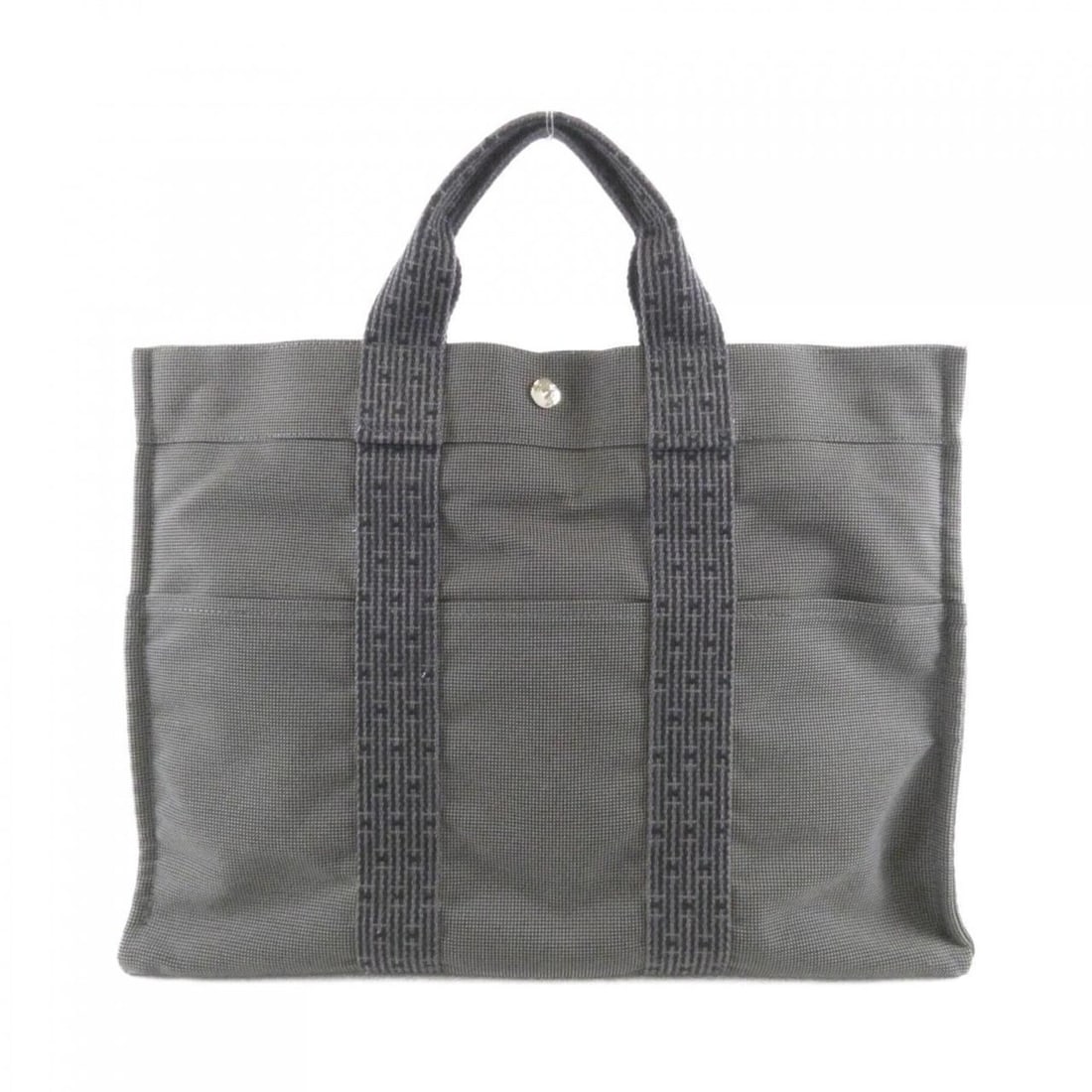Hermes Herline MM 100951M Handbag: --- Catalog ---Category: SizeSize (HxWxD): 33cm x 43cm x 11cm / 12.99'' x 16.92'' x 4.33''Category: DesignType: HandbagColor: BlackGender: WomenMaterial: Canvas Category: GeneralMPN: 100951MBrand: