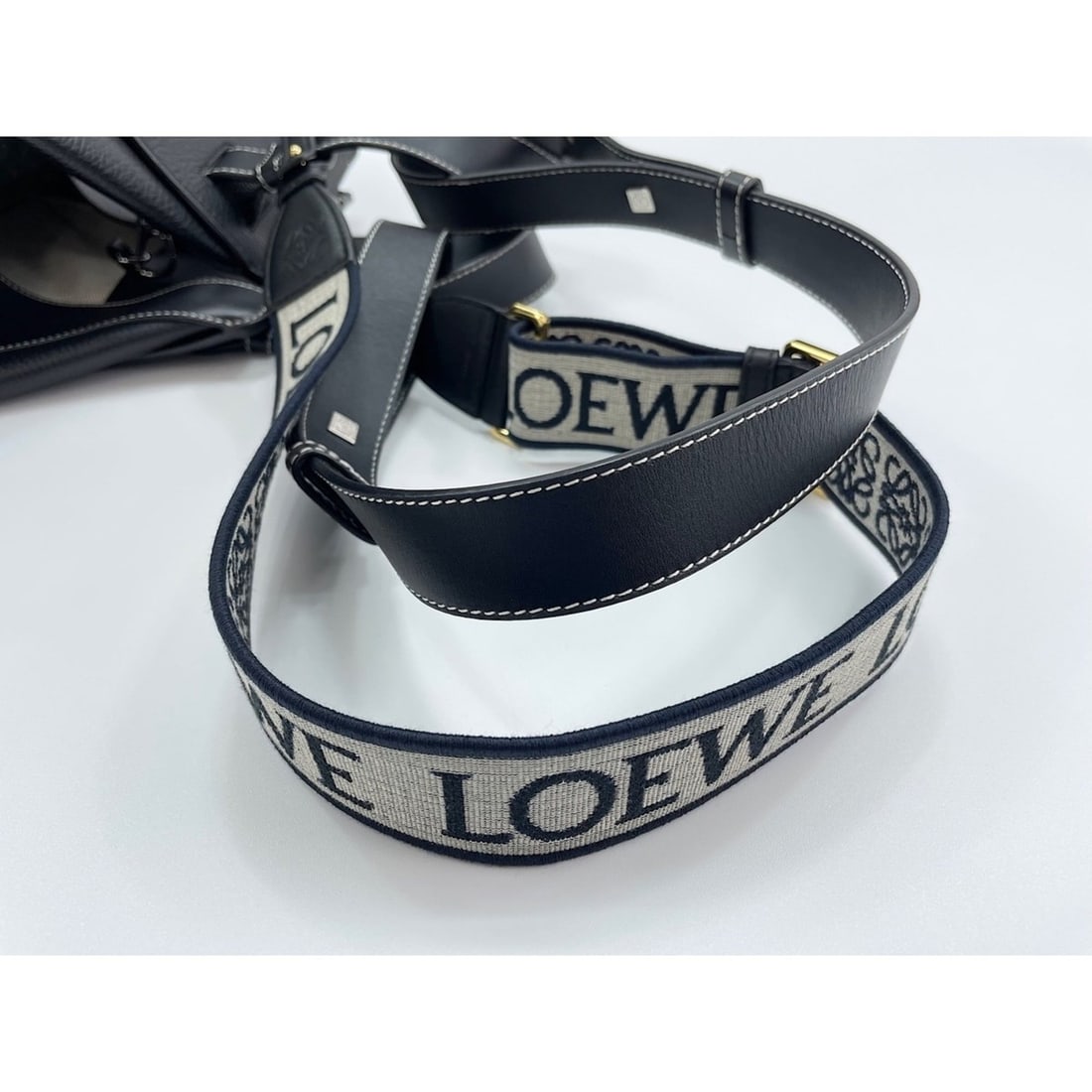 Gucci Infinity Ring - 11