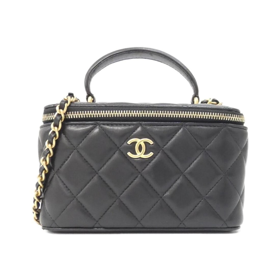 Chanel AP2199 handbag: --- Catalog ---Category: SizeSize (HxWxD): 10cm x 16cm x 8cm / 3.93'' x 6.29'' x 3.14''Category: DesignType: HandbagColor: BlackGender: WomenMaterial: Leather Hardware Color: Matte goldLeather/Fur Typ