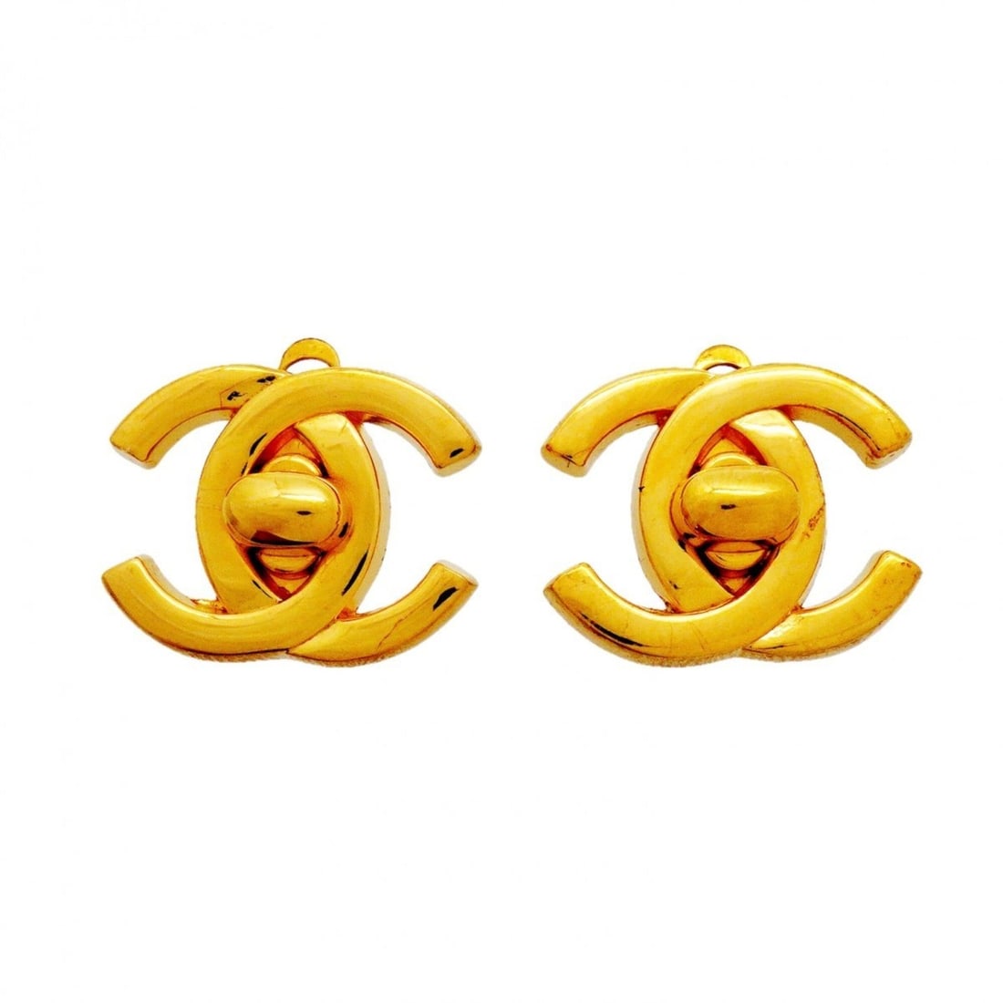 Chanel Coco Mark Turnlock Earrings, Gold Plated, Ladies' P3154015: --- Catalog ---Category: SizeSize (HxWxD): 17.20mm x 21.70mm / 0.68'' x 0.85''Category: DesignType: Clip earringsColor: GoldGender: WomenMaterial: Gold platingCategory: GeneralBrand: Chanel--- Item Li