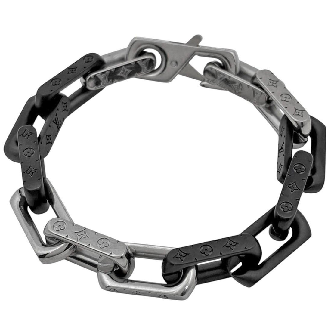 Louis Vuitton Monogram Chain Metal Bracelet, Silver and Black, for Women: --- Catalog ---Category: SizeLength: 16.5cm / 6.49''Category: DesignType: Charm braceletColor: Black, SilverGender: WomenMaterial: MetalCategory: GeneralMPN: M00687Brand: Louis Vuitton--- Item List --