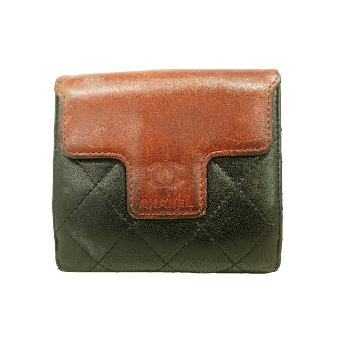 Chanel Matelassé Lambskin Wallet, Black, Women's, P3291314: --- Catalog ---Category: SizeSize (HxWxD): 10.5cm x 10.5cm x 3cm / 4.13'' x 4.13'' x 1.18''Category: DesignType: Wallet (bi-fold)Color: BlackGender: WomenMaterial: Leather Leather/Fur Type: LambskinCa