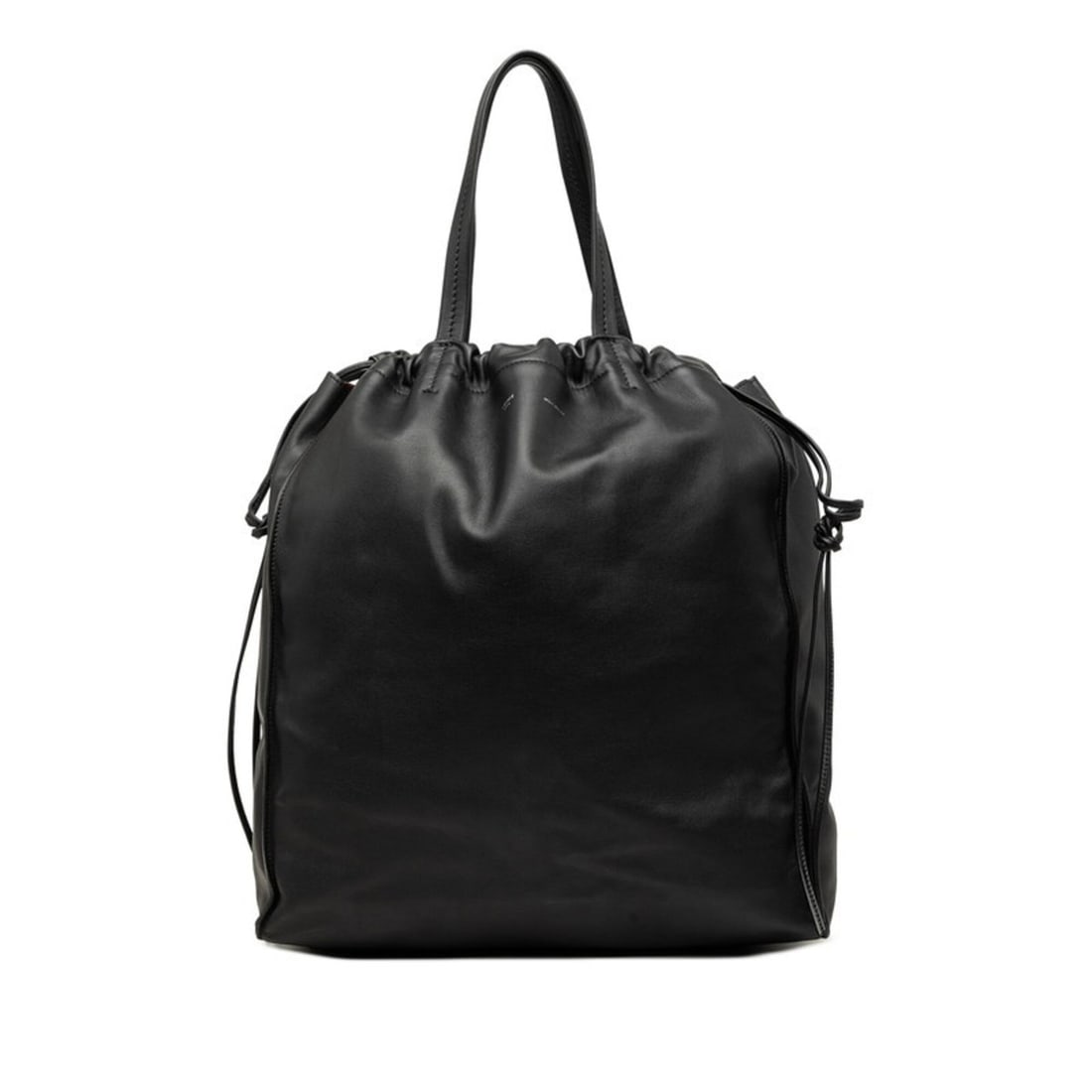 Celine Chris Vertical Tote Bag Handbag Black Leather Women's CELINE: --- Catalog ---Category: SizeHandle Drop: 18.00cm / 7.09''Size (HxWxD): 40cm x 35cm x 14cm / 15.74'' x 13.77'' x 5.51''Category: DesignType: Handbag, Tote bagColor: BlackGender: WomenMaterial: Leather
