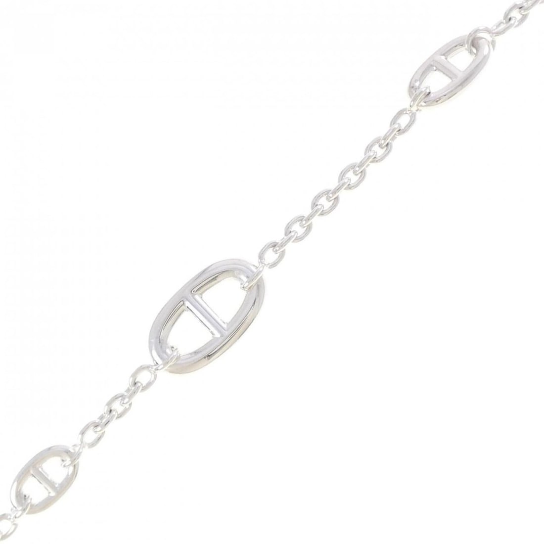 Hermes Farandole Multi Bracelet: --- Catalog ---Category: SizeLength: 18cm / 7.08''Category: DesignType: Charm braceletGender: WomenMaterial: Silver 925Category: GeneralMPN: H104567BBrand: Hermes--- Item List ---Section: