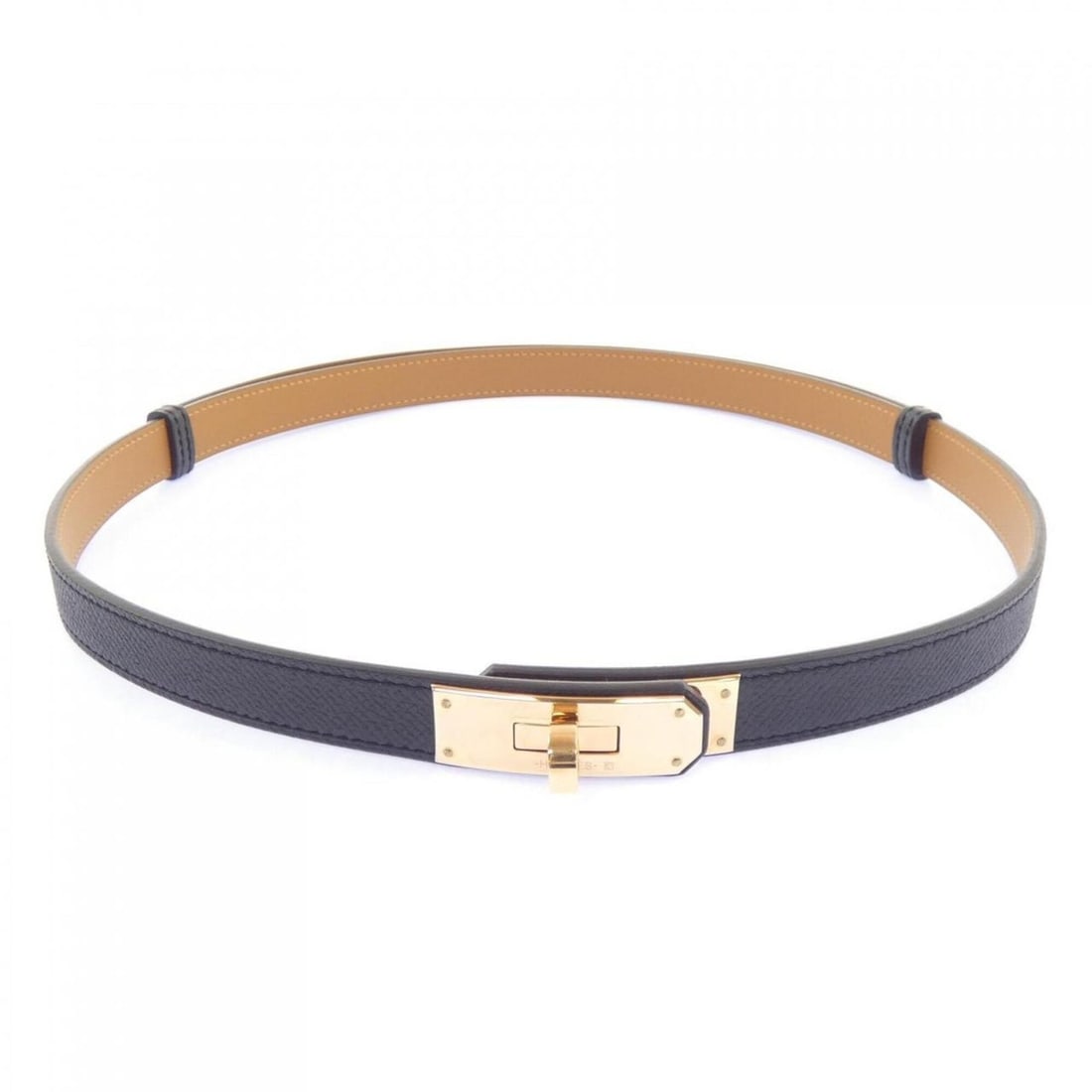 Hermes Kelly 18mm Belt: --- Catalog ---Category: SizeLength: 106.5cm / 41.92''Category: DesignType: Standard beltColor: BlackGender: WomenCategory: GeneralBrand: Hermes--- Item List ---Section: ConditionRanking: Rank B Used 