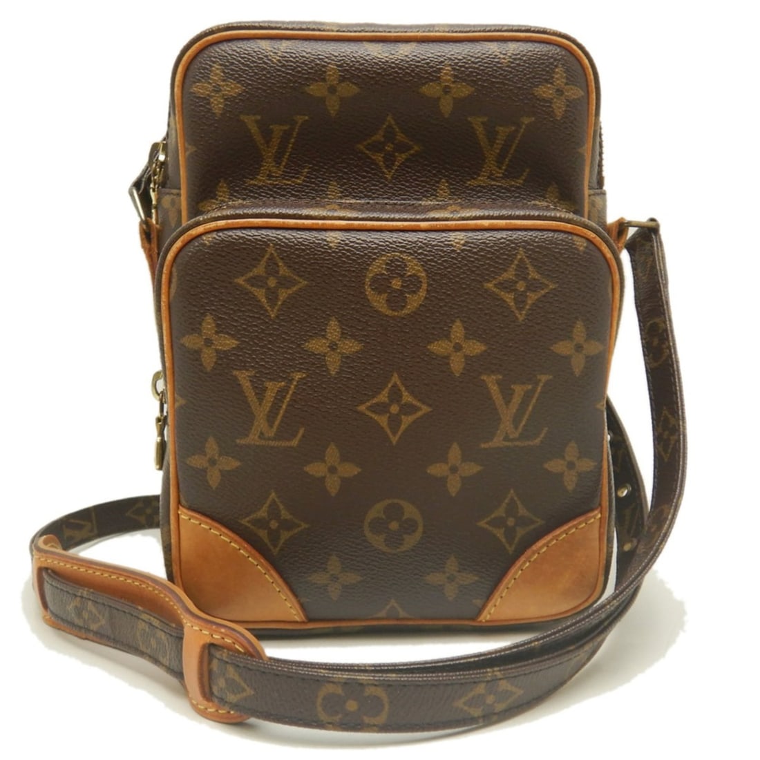 LOUIS VUITTON Monogram Amazon M45236 Shoulder Bag Brown Women's 254144: --- Catalog ---Category: SizeSize (HxWxD): 21cm x 16cm x 9cm / 8.26'' x 6.29'' x 3.54''Category: DesignType: Shoulder bagColor: BrownGender: WomenClosure: ZipperMaterial: Monogram Hardware Color: