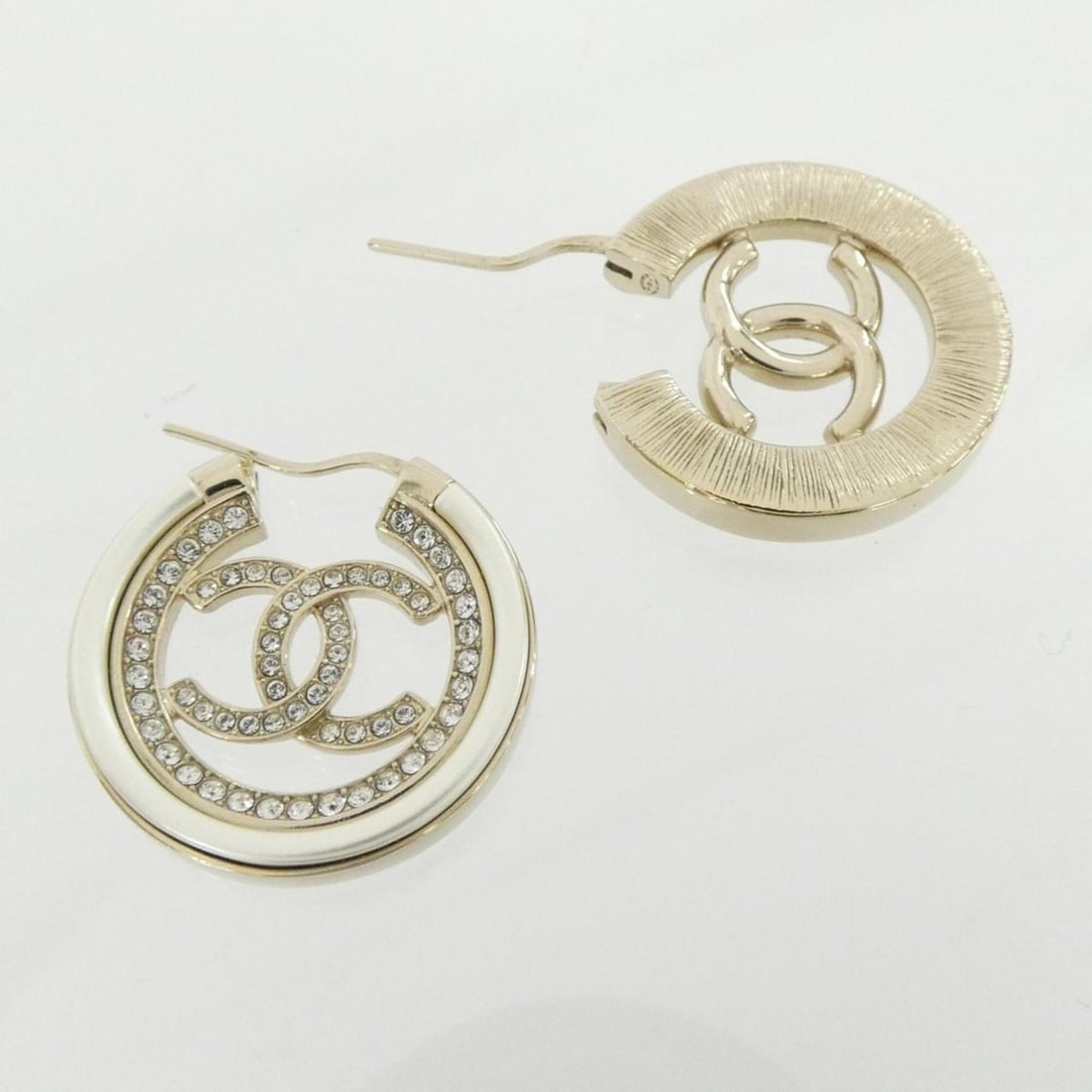 Chanel AB6732 Earrings - 3