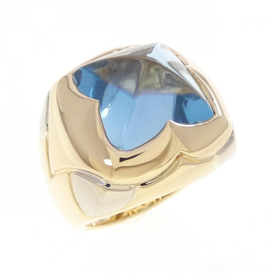 Bvlgari Pyramide Ring: --- Catalog ---Category: SizeJP Size: 12US Size: 6.5Category: DesignType: Band ringGender: WomenMaterial: White gold (18K), Yellow gold (18K)Category: GeneralBrand: Bvlgari--- Item List ---Section: