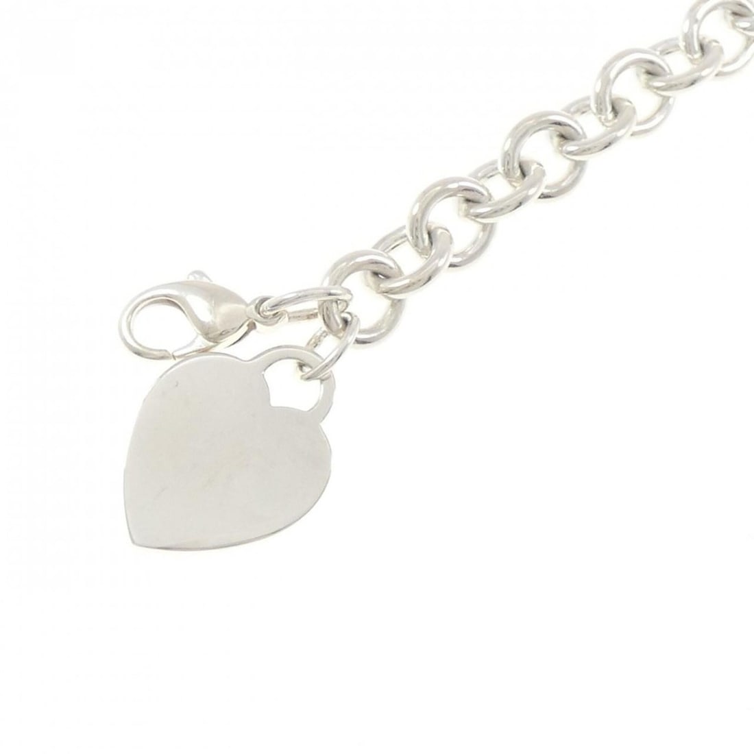 Tiffany Heart Tag Bracelet: --- Catalog ---Category: SizeLength: 19cm / 7.48''Category: DesignType: Charm braceletGender: WomenMaterial: Silver 925Category: GeneralBrand: Tiffany--- Item List ---Section: ConditionRanking: Rank