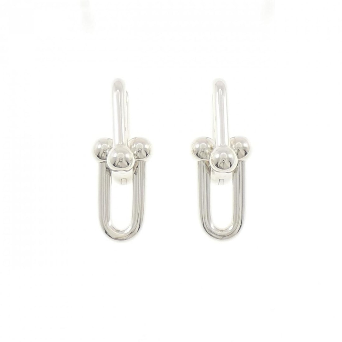Tiffany HardWear Link Large Earrings: --- Catalog ---Category: SizeSize (HxWxD): 35.40mm x 13.20mm / 1.39'' x 0.52''Category: DesignType: Drop earringsGender: WomenMaterial: Silver 925Category: GeneralMPN: 68533694Brand: Tiffany--- Item