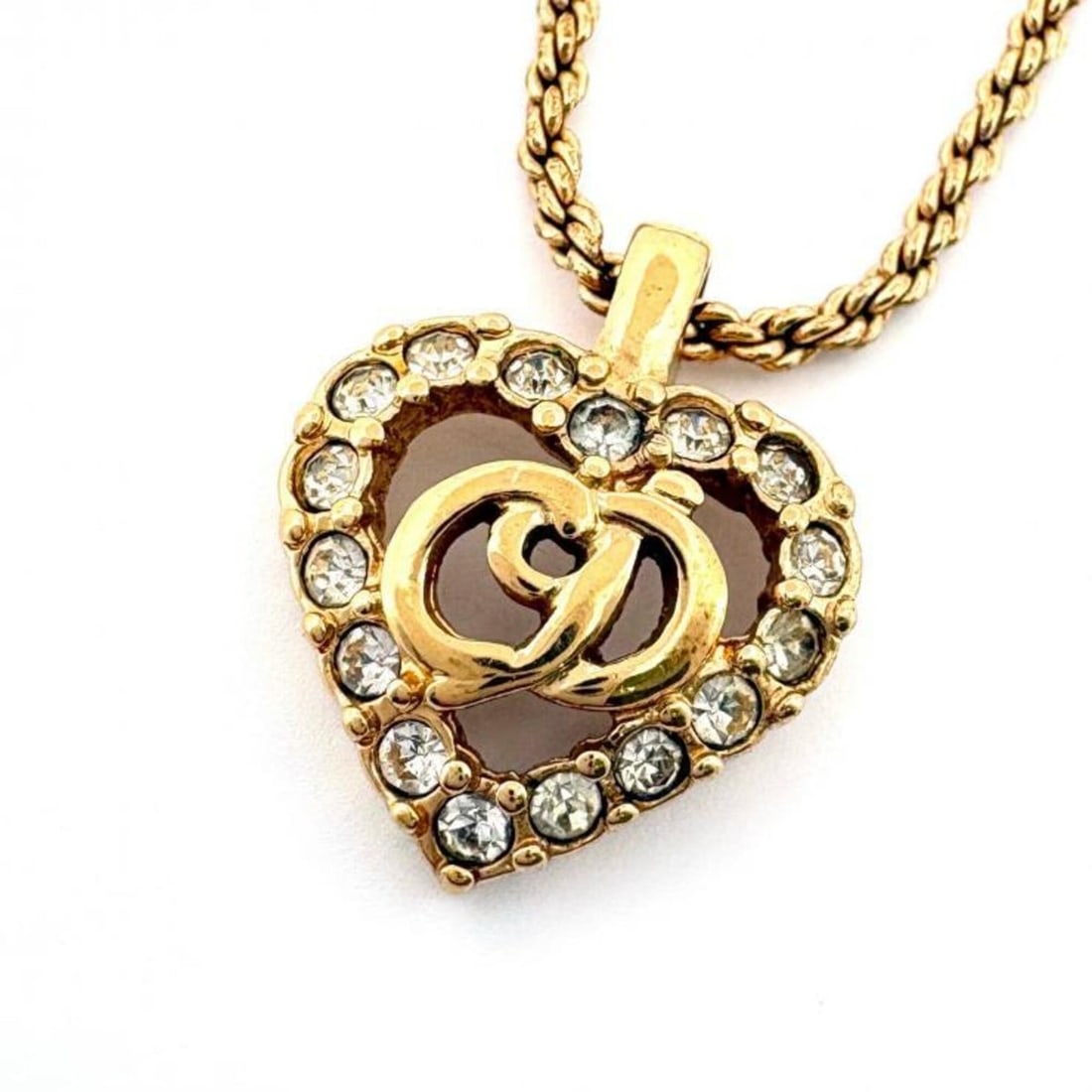 Christian Dior CD Logo Necklace, Gold, Heart, Rhinestone: --- Catalog ---Category: SizePendant Size: 20mm x 16mm / 0.78'' x 0.62''Neck Circumference: 38.5 cm - 43 cm / 15.15'' - 16.92''Category: DesignColor: GoldGender: WomenMaterial: Gold platingNecklace Ty