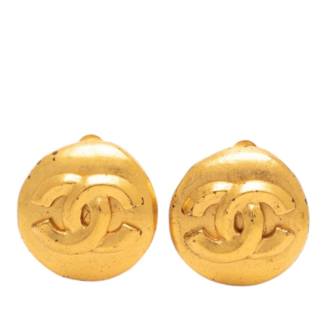 Chanel Vintage Coco Mark Earrings, Gold Plated, Women's CHANEL: --- Catalog ---Category: SizeSize (HxWxD): 18.90mm x 17.00mm / 0.74'' x 0.67''Category: DesignType: Clip earringsColor: GoldGender: WomenMaterial: Gold platingCategory: GeneralBrand: Chanel--- Item Li