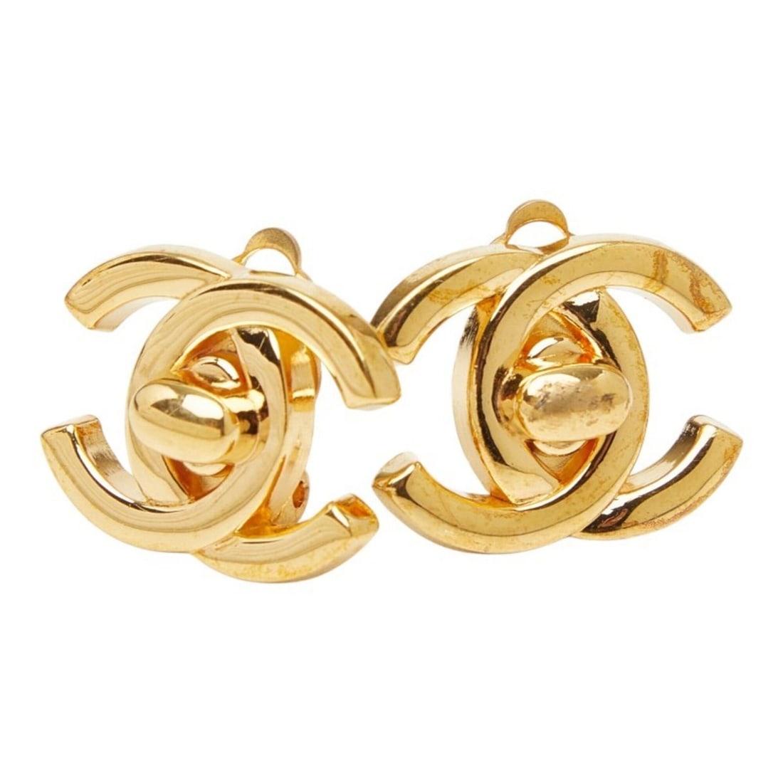 Chanel Coco Mark Vintage Earrings, 96P Engraving, Gold Plated, Women's CHANEL: --- Catalog ---Category: SizeStone Size (HxW): 17.40mm x 21.80mm / 0.69'' x 0.86''Category: DesignColor: GoldGender: WomenCategory: GeneralBrand: Chanel--- Item List ---Section: ConditionRanking: Rank