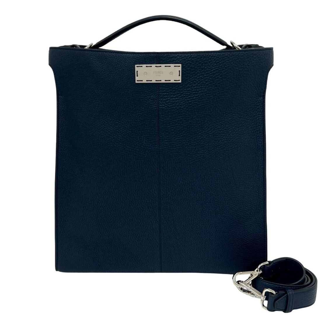FENDI Peekaboo X-Lite Fit Logo Hardware Leather 2-way Shoulder Bag/Handbag Navy 73213: --- Catalog ---Category: SizeSize (HxWxD): 39.5cm x 36cm x 8cm / 15.55'' x 14.17'' x 3.14''Category: DesignType: Handbag, Shoulder bagColor: NavyGender: WomenMaterial: Leather Category: GeneralBrand: 