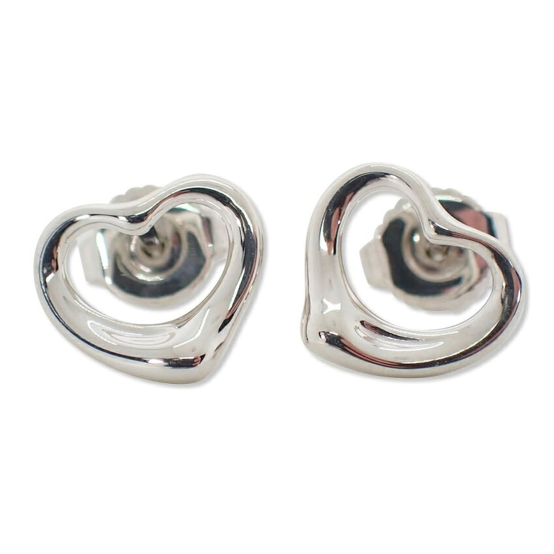 TIFFANY & Co. 925 Heart Earrings: --- Catalog ---Category: SizeSize (HxWxD): 9.00mm x 10.30mm / 0.35'' x 0.41''Category: DesignType: Stud earringsGender: WomenMaterial: Sterling silver 925Category: GeneralBrand: Tiffany--- Item List