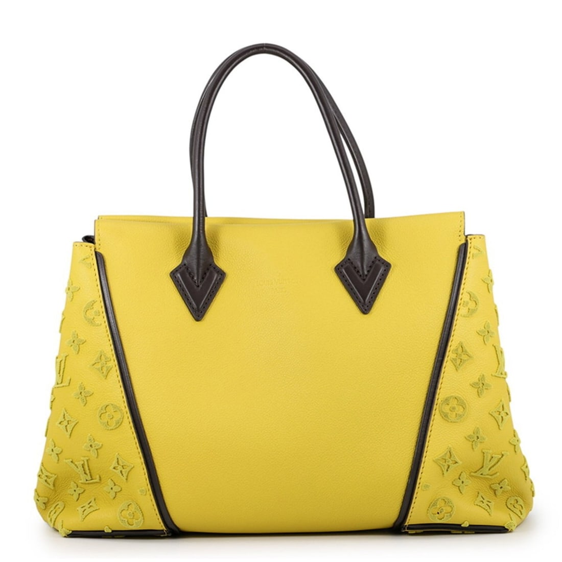 Louis Vuitton handbag, Veau Cachemire calf leather, Monogram Velour Tote W PM M94337, handbag for: --- Catalog ---Category: SizeWeight: 1.22kg / 2.68lb.Size (HxWxD): 25cm x 38cm x 16cm / 9.84'' x 14.96'' x 6.29''Category: DesignType: HandbagColor: PistacheGender: WomenClosure: MagnetMaterial: Veau 