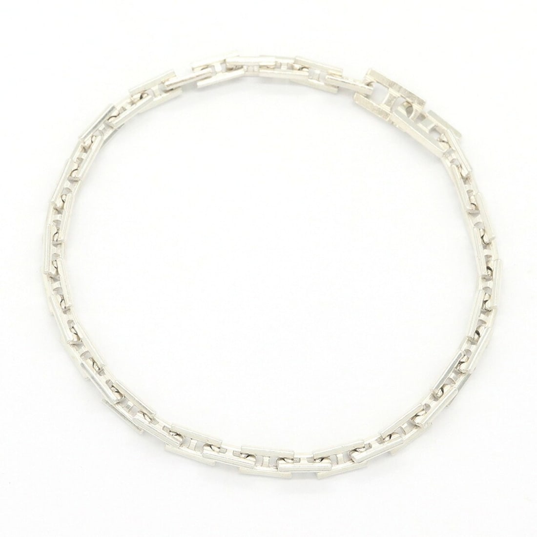 Hermes Hercules MM SV Sterling Silver Bracelet for Women and Men: --- Catalog ---Category: SizeLength: 18.5cm / 7.28''Category: DesignType: Charm braceletColor: SilverGender: Men,WomenMaterial: Sterling silver 925Category: GeneralBrand: Hermes--- Item List ---Sectio