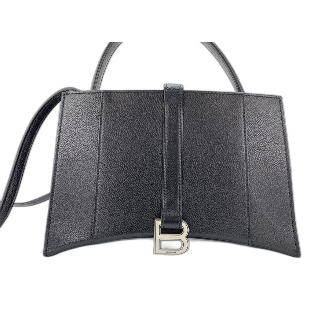Balenciaga Hourglass Shoulder Bag, Black: --- Catalog ---Category: SizeSize (HxWxD): 15cm x 25cm x 11cm / 5.9'' x 9.84'' x 4.33''Category: DesignType: Shoulder bagColor: BlackGender: WomenCategory: GeneralBrand: Balenciaga--- Item List