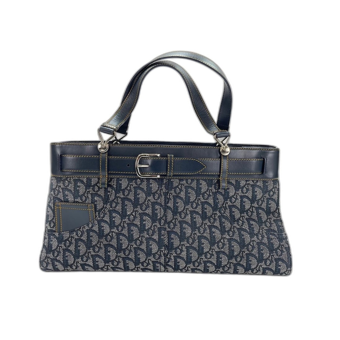 Christian Dior handbag, navy: --- Catalog ---Category: SizeSize (HxWxD): 20cm x 38cm x 10cm / 7.87'' x 14.96'' x 3.93''Category: DesignType: HandbagColor: NavyGender: WomenCategory: GeneralBrand: Christian Dior--- Item List