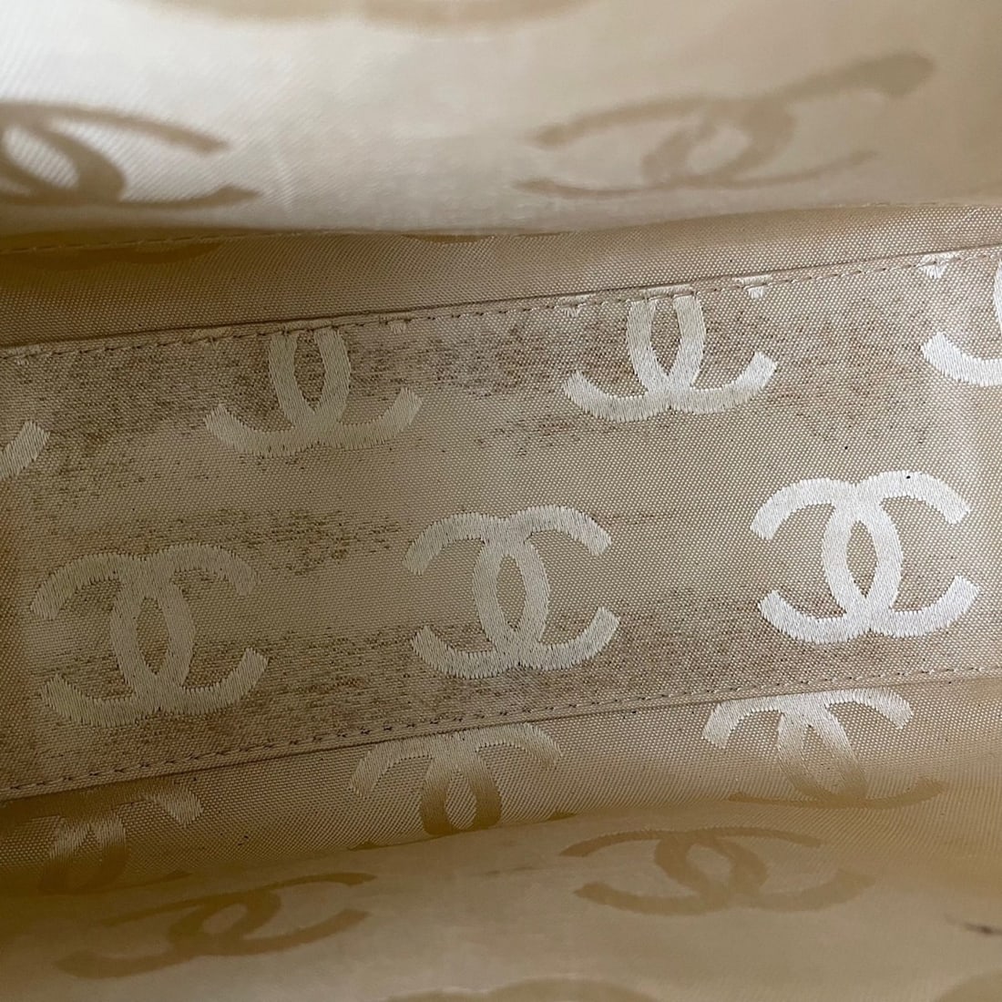 Chanel handbag, beige - 11