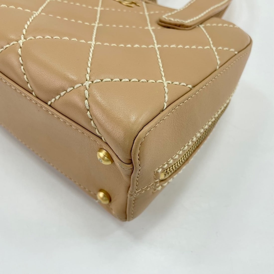 Chanel handbag, beige - 9