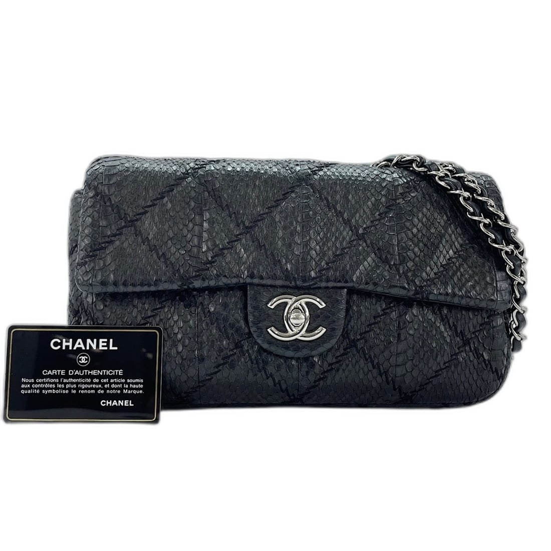 Chanel 25 Shoulder Bag, Black: --- Catalog ---Category: SizeSize (HxWxD): 16cm x 25cm x 5cm / 6.29'' x 9.84'' x 1.96''Strap Length: 55cm / 21.65''Category: DesignType: Shoulder bagColor: BlackGender: WomenClosure: FlapCategory: