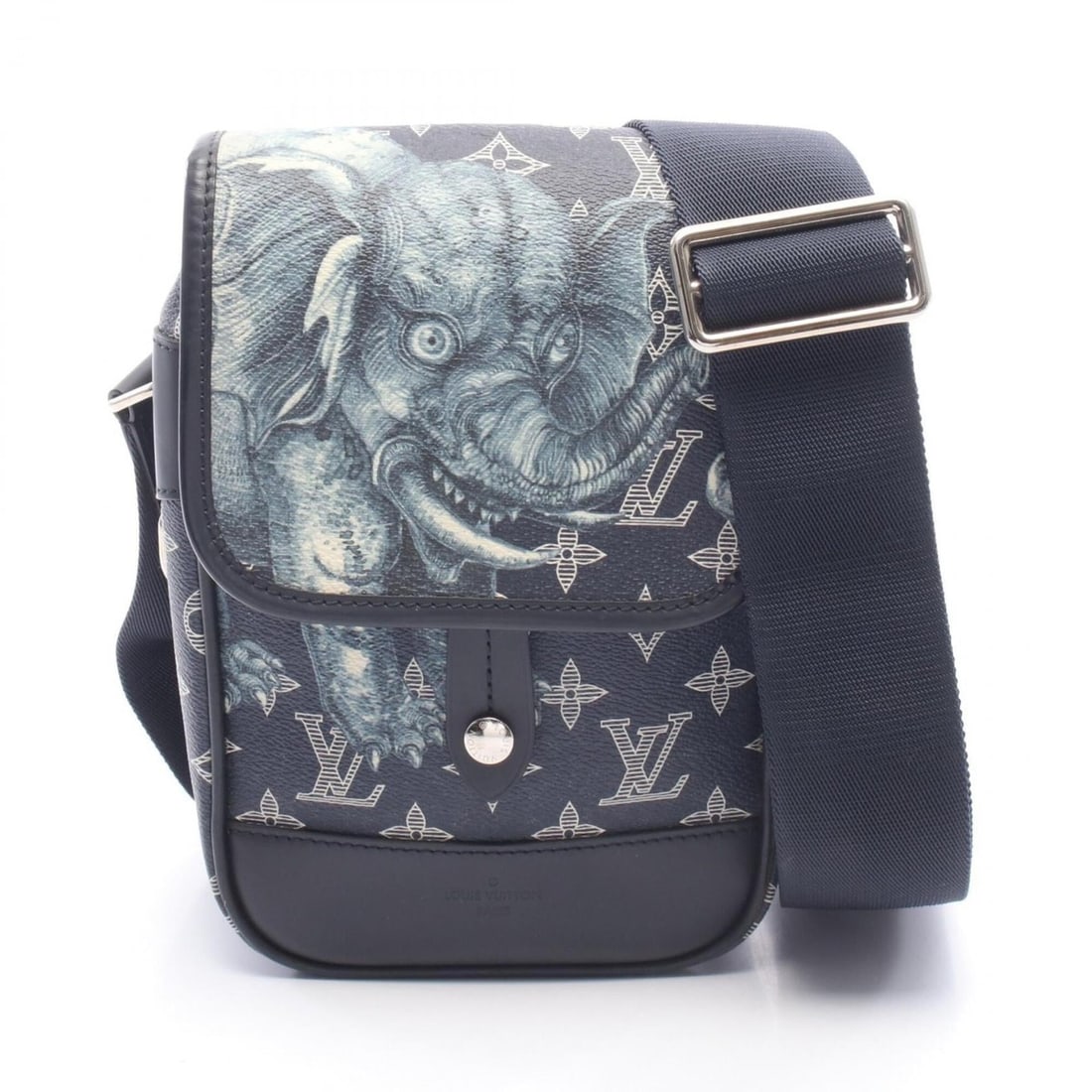 Louis Vuitton Messenger BB Shoulder Bag/Handbag, Coated Canvas and Leather, Monogram Savannah,: --- Catalog ---Category: SizeSize (HxWxD): 22.5cm x 14.5cm x 7cm / 8.85'' x 5.7'' x 2.75''Category: DesignType: Handbag, Shoulder bagColor: NavyGender: MenMaterial: Coated canvas , Leather Category: G