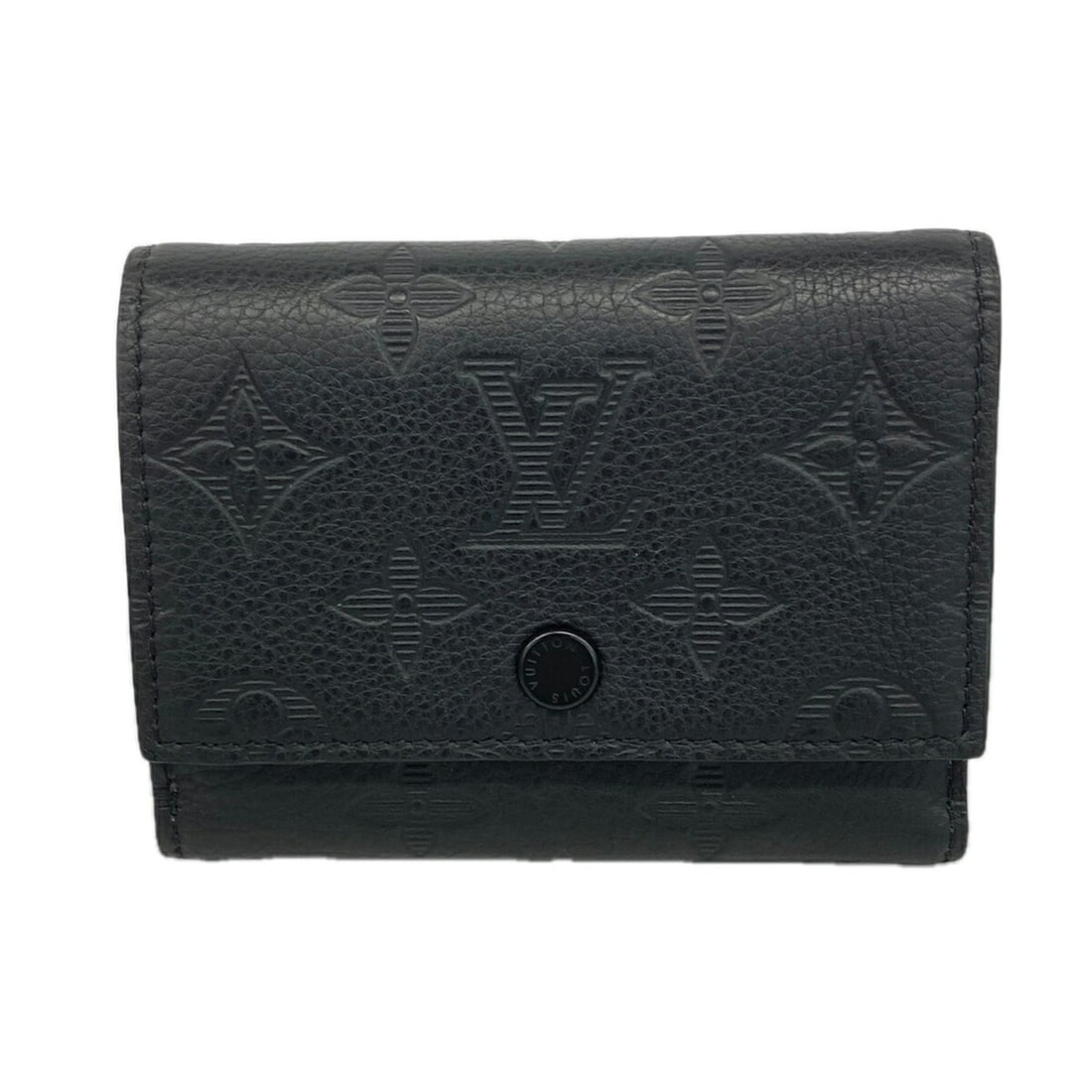 Louis Vuitton Tri-fold Wallet Monogram Shadow Victor M12635 Black Men's: --- Catalog ---Category: SizeSize (HxWxD): 8cm x 11cm x 2cm / 3.14'' x 4.33'' x 0.78''Category: DesignType: Wallet (tri-fold)Color: BlackGender: MenCategory: GeneralMPN: M12635Brand: Louis Vuitton--- 