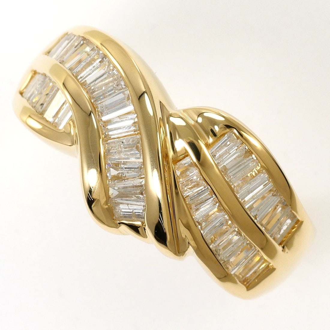 18K (18-karat) Yellow Gold Ring with 0.92ct Diamond, Total Weight 5.8g, Jewelry