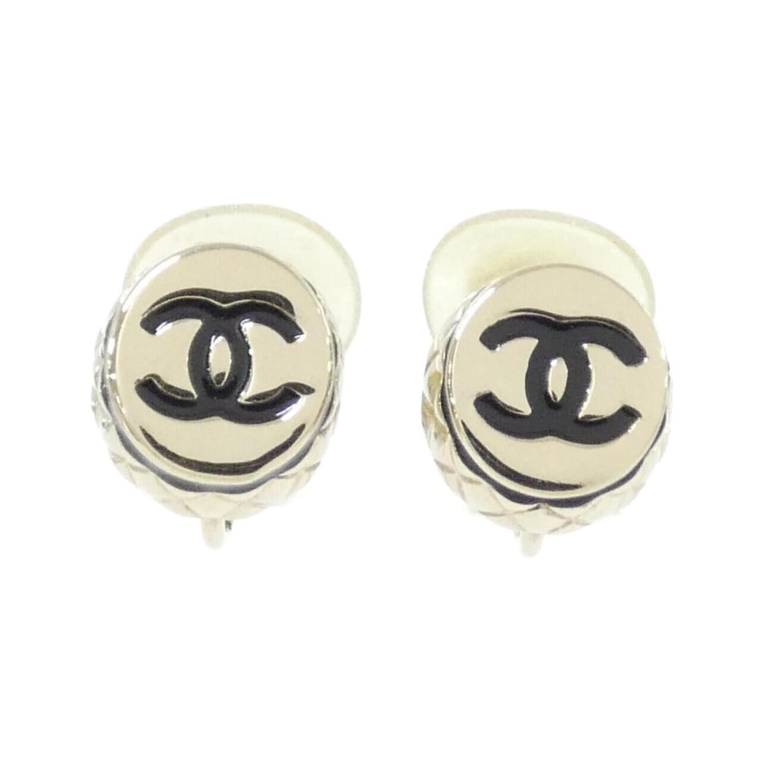 Chanel earrings: --- Catalog ---Category: SizeSize (HxWxD): 10.00mm x 9.00mm / 0.39'' x 0.35''Category: DesignType: Clip earringsColor: Black, GoldGender: WomenCategory: GeneralBrand: Chanel--- Item List ---Section: