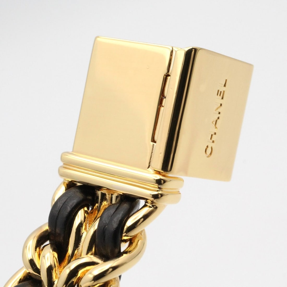 Cartier 2C Charm - 15