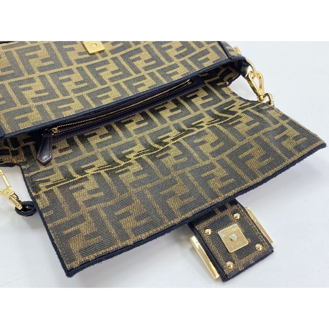 Gucci 790225 3GANH Scrunchie - 11
