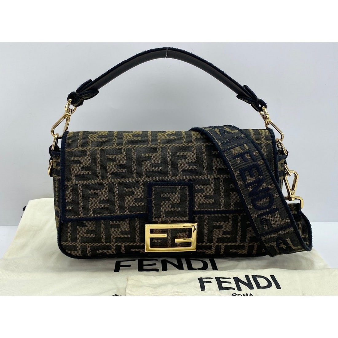Gucci 790225 3GANH Scrunchie - 15