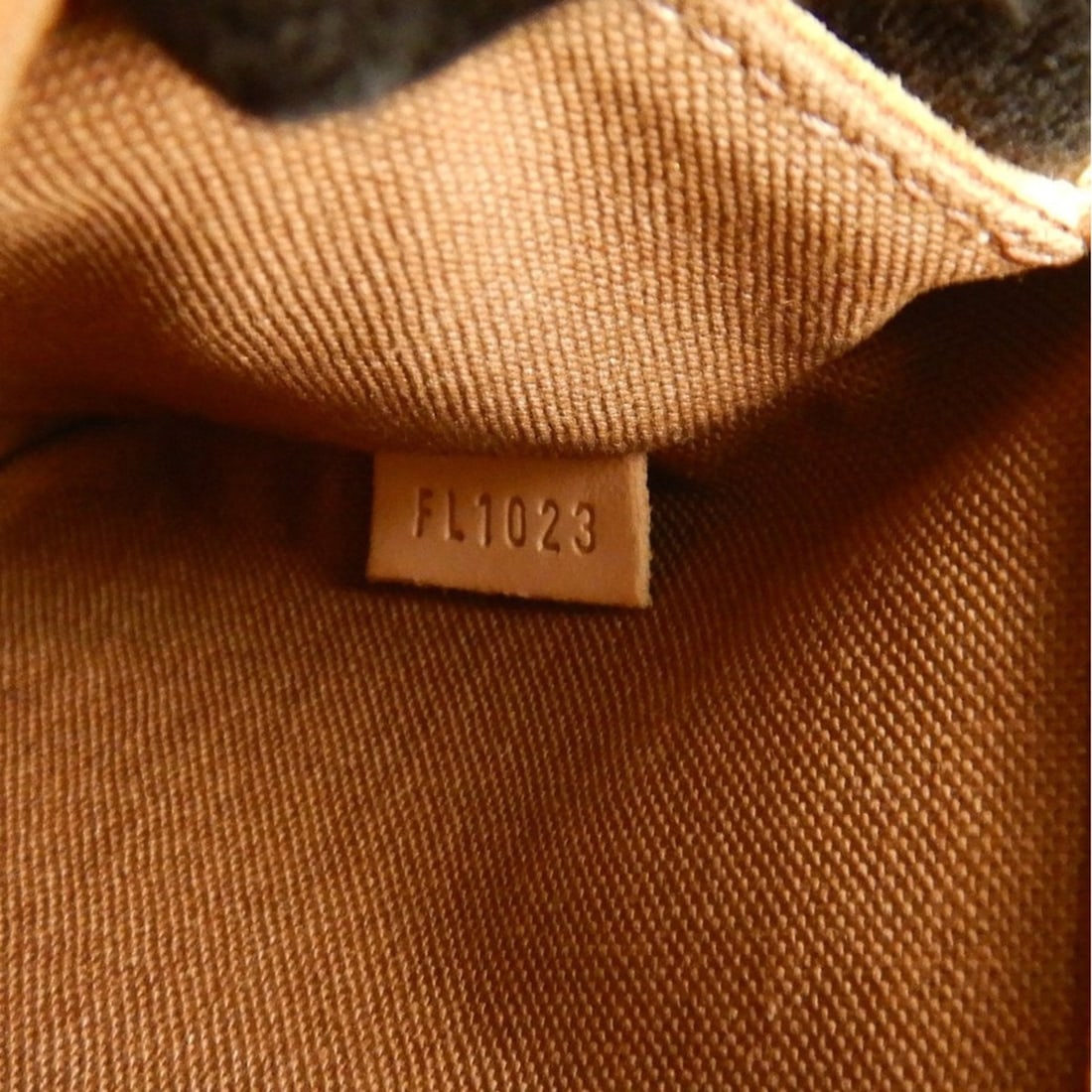 Cartier Love Ring - 19