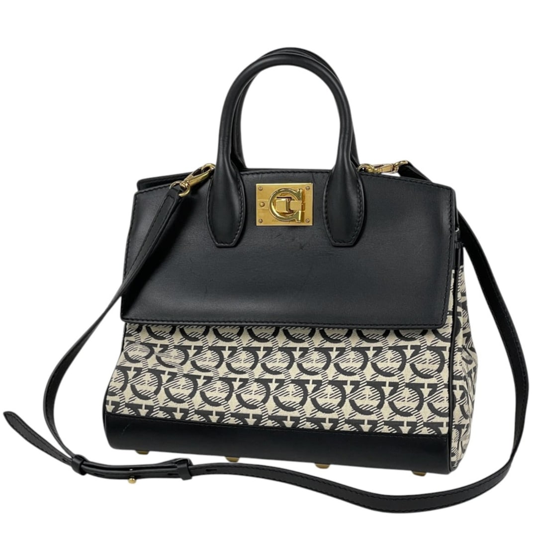 Salvatore Ferragamo Studio Bag, Gancini 2-Way Canvas Handbag, Black, DH-21, Women's: --- Catalog ---Category: SizeSize (HxWxD): 19cm x 27.5cm x 14cm / 7.48'' x 10.82'' x 5.51''Category: DesignType: HandbagColor: BlackGender: WomenMaterial: Canvas , Leather Category: GeneralBrand: Salv