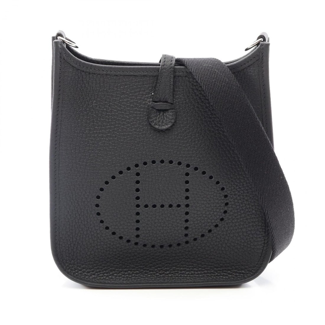 Hermes Evelyne TPM Amazon Shoulder Bag/Handbag, Taurillon Clemence Leather, Women's, Black: --- Catalog ---Category: SizeSize (HxWxD): 18cm x 16.5cm x 5.5cm / 7.08'' x 6.49'' x 2.16''Category: DesignType: Handbag, Shoulder bagColor: BlackGender: WomenMaterial: Taurillon clemence leather Cate