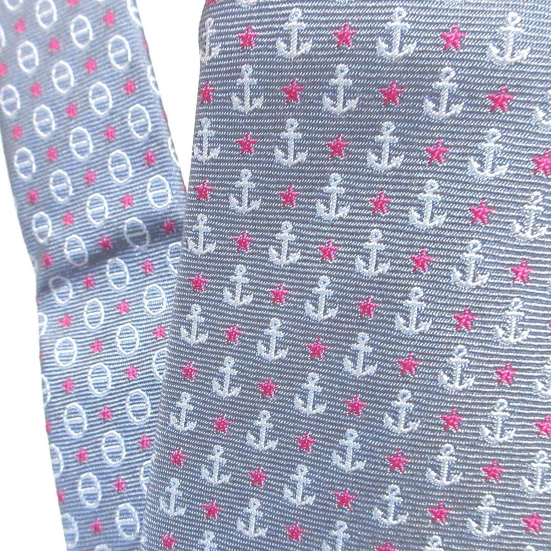 HERMES Men's Regular Silk Tie in Gray with Small Pattern - 2