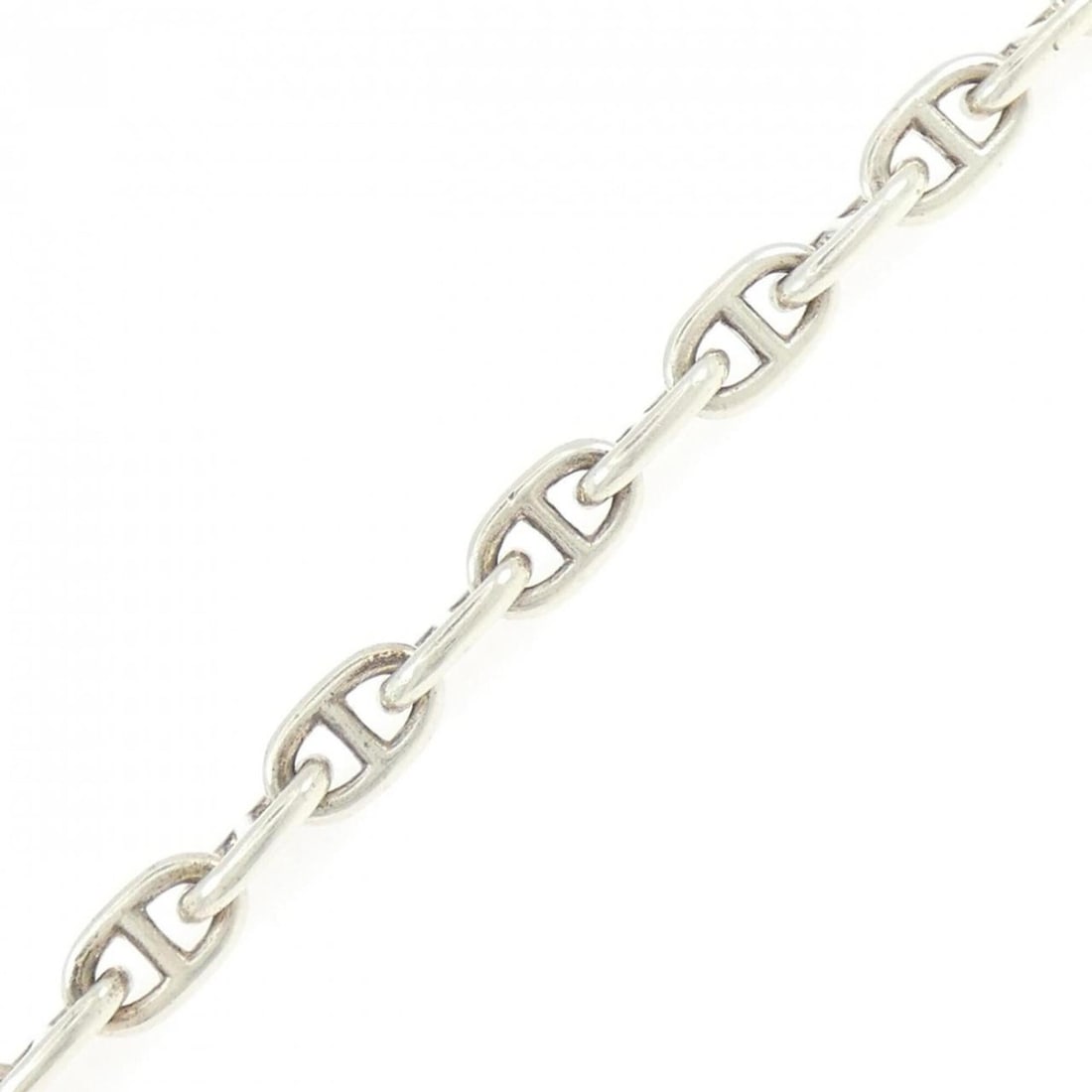 Hermes Hermès Chaine d'Ancre PM Bracelet: --- Catalog ---Category: SizeLength: 16.5cm / 6.49''Category: DesignType: Charm braceletGender: WomenCategory: GeneralMPN: H101993BBrand: Hermes--- Item List ---Section: ConditionRanking: Rank B Used 