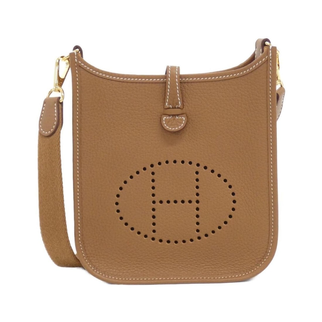 Hermes Evelyne Amazon 16cm 069426CC Shoulder Bag: --- Catalog ---Category: SizeSize (HxWxD): 18cm x 16cm x 6cm / 7.08'' x 6.29'' x 2.36''Category: DesignType: Shoulder bagColor: Brown, Gold brownGender: WomenMaterial: Taurillon clemence leather