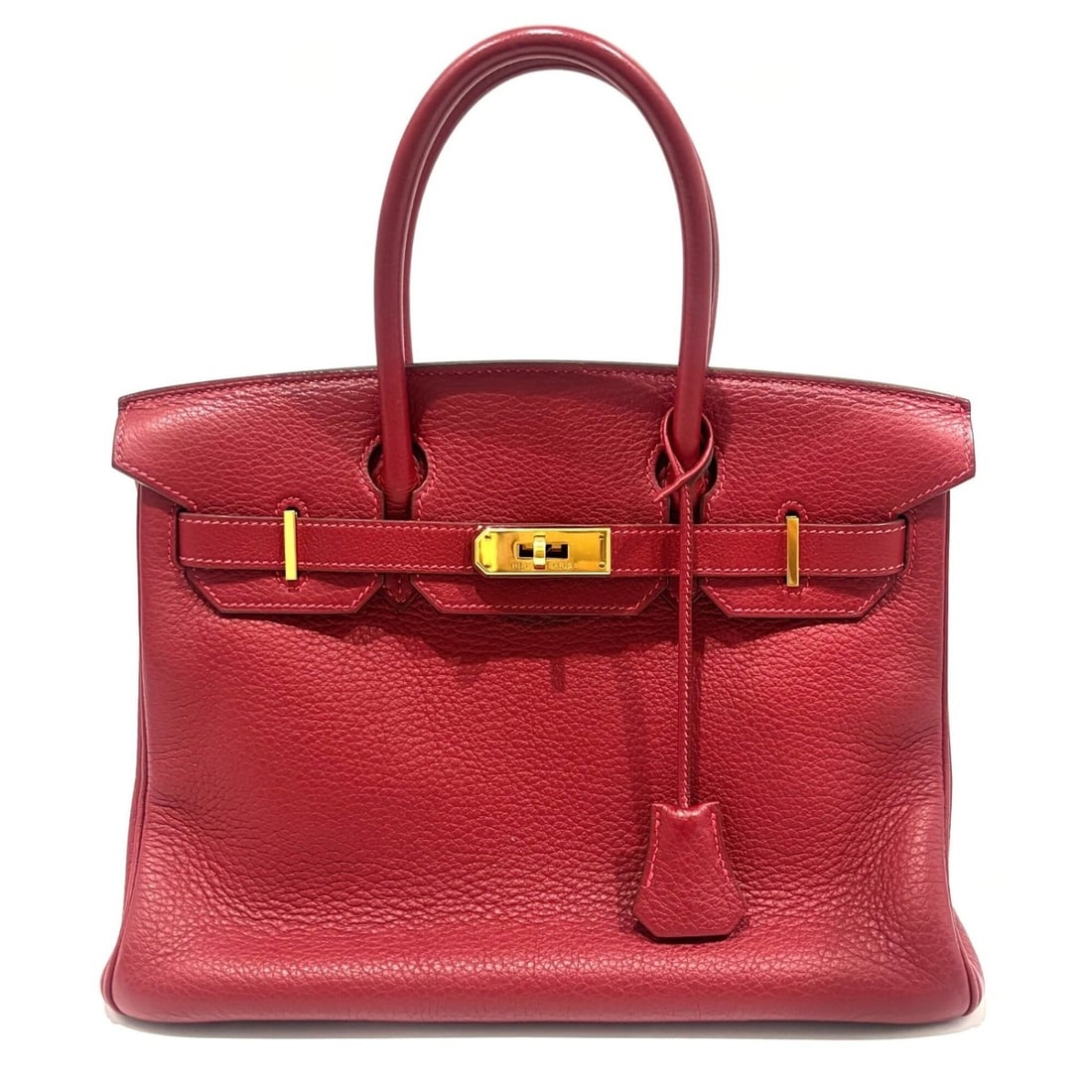 Hermes Birkin 30 Togo Red Handbag ?I Stamp HERMES: --- Catalog ---Category: SizeWeight: 1.03kg / 2.27lb.Category: DesignType: HandbagColor: Red colorClosure: OpenMaterial: Togo leather Outer Pocket: Open pocket Category: GeneralLine: BirkinBrand: