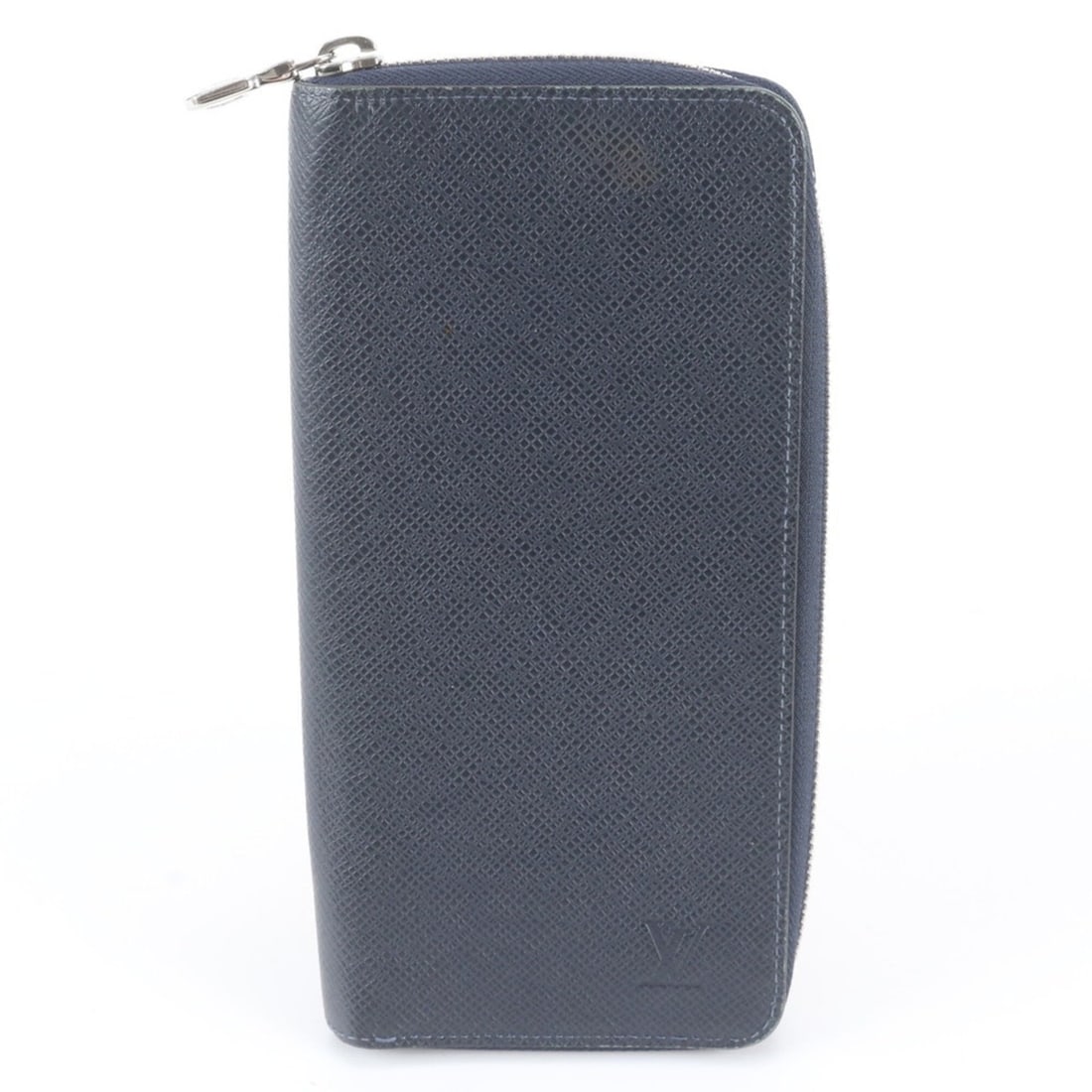 Louis Vuitton Taiga Zippy Wallet Vertical Blue Marine M30510 Leather Long for Men: --- Catalog ---Category: SizeSize (HxWxD): 10cm x 20cm x 1.5cm / 3.93'' x 7.87'' x 0.59''Category: DesignType: Long wallet (bi-fold)Color: Navy BlueGender: MenMaterial: Leather Category: GeneralMPN: M