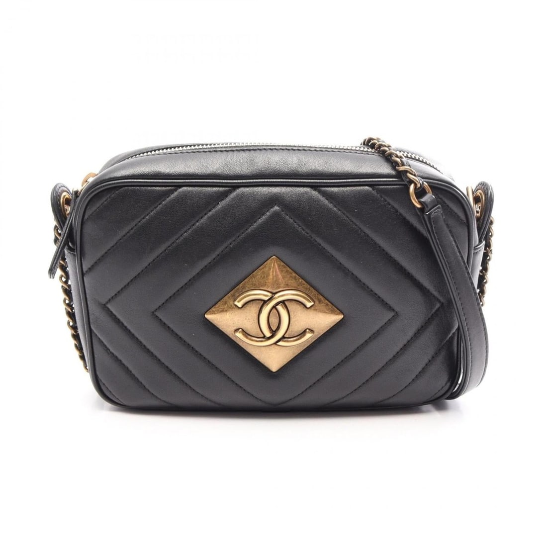 Chanel Coco Mark Diamond Stitch Shoulder Bag Handbag Leather Women's Black: --- Catalog ---Category: SizeSize (HxWxD): 14cm x 20cm x 5cm / 5.51'' x 7.87'' x 1.96''Category: DesignType: Shoulder bagColor: BlackGender: WomenMaterial: Leather Category: GeneralBrand: Chanel--- It