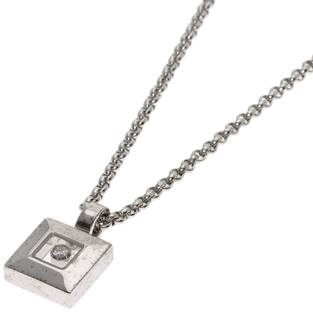 Chopard Happy Diamonds Necklace 18K White Gold Women's: --- Catalog ---Category: SizeWidth: 2.1mm / 0.08''Weight: 13.4g / 0.47oz.Pendant Size: 15.8mm x 10.2mm / 0.62'' x 0.4''Neck Circumference: 41.5 cm / 16.33''Category: DesignStone: DiamondGender: WomenM