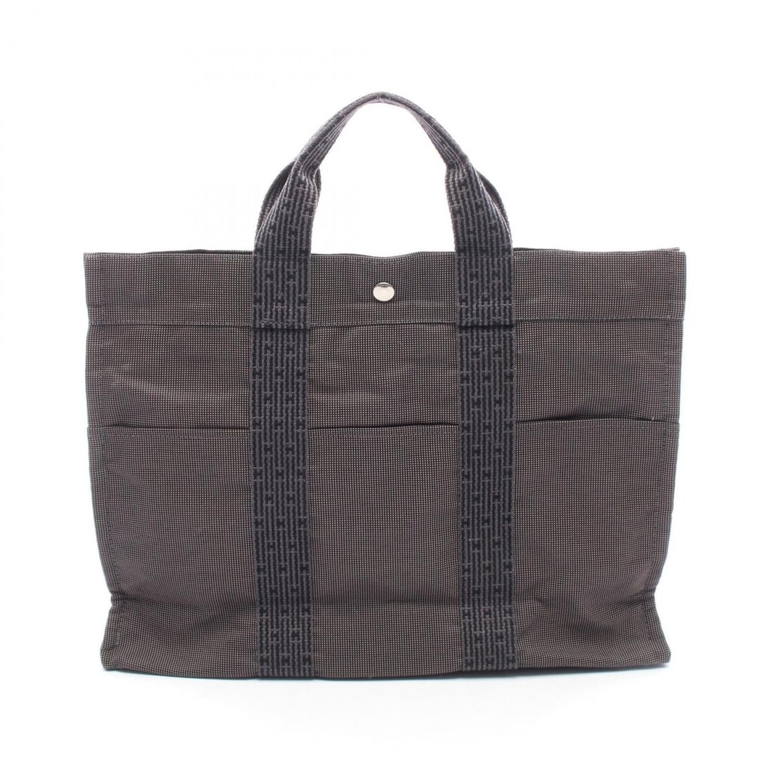 Hermes Herline MM Tote Bag/Handbag, Nylon, Men's/Women's, Gray: --- Catalog ---Category: SizeSize (HxWxD): 32cm x 42cm x 11cm / 12.59'' x 16.53'' x 4.33''Category: DesignType: Handbag, Tote bagColor: GrayGender: Men,WomenMaterial: Nylon Category: GeneralBrand: Her