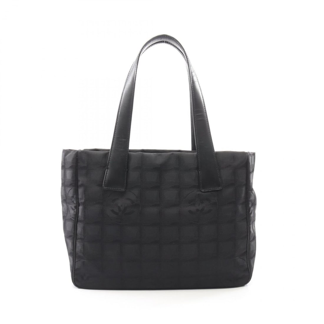 Chanel New Travel Line PM Tote Bag Handbag Leather Nylon Canvas Women's Black A20457: --- Catalog ---Category: SizeSize (HxWxD): 21cm x 29cm x 12cm / 8.26'' x 11.41'' x 4.72''Category: DesignType: Handbag, Tote bagColor: BlackGender: WomenMaterial: Nylon canvas , Leather Category: Gene