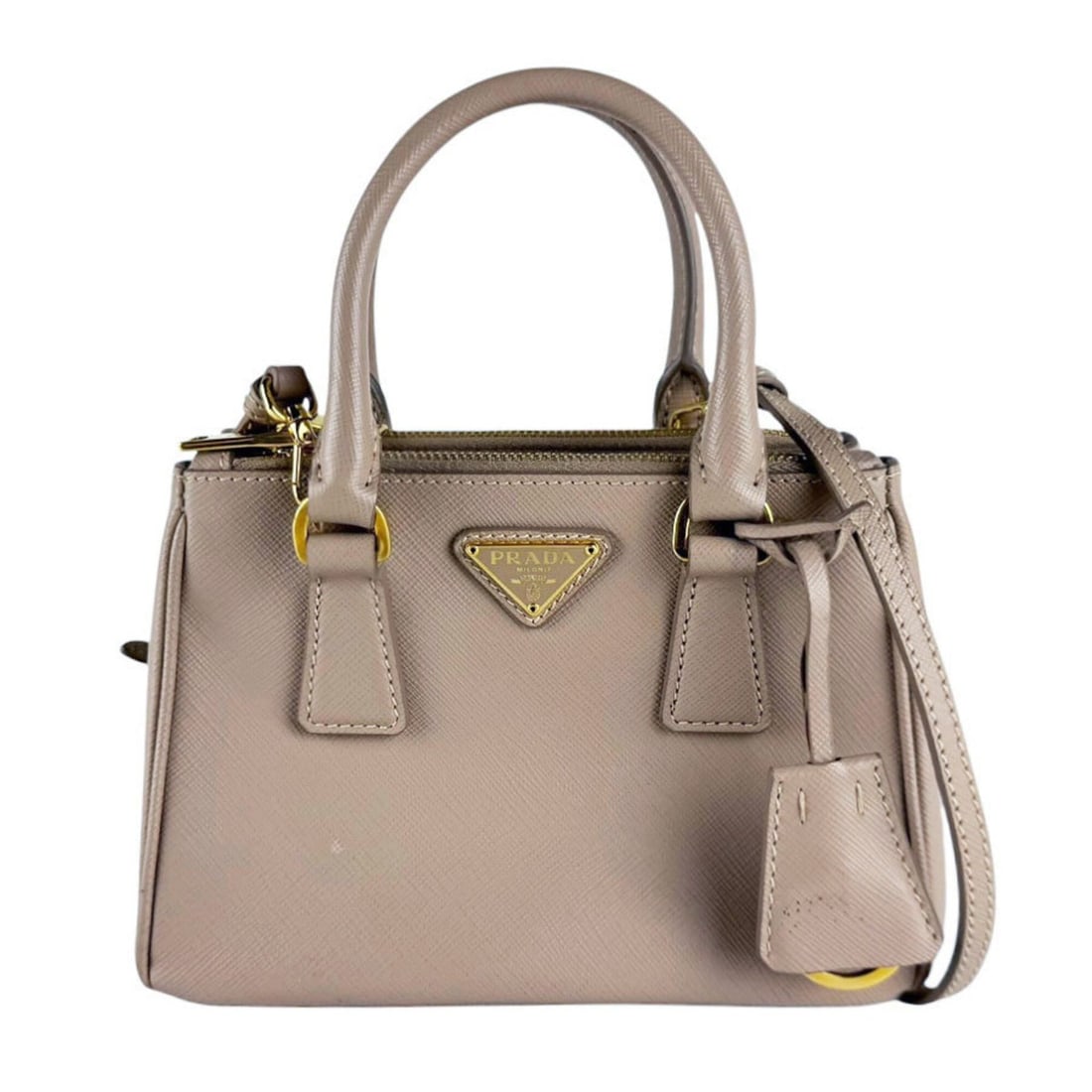 Prada PRADA handbag shoulder bag leather greige gold women's z10635: --- Catalog ---Category: SizeSize (HxWxD): 13cm x 18cm x 9cm / 5.11'' x 7.08'' x 3.54''Category: DesignType: Handbag, Shoulder bagColor: GrayishGender: WomenMaterial: Leather Category: GeneralBrand: P